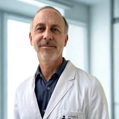 Dr. Armando Cortínez